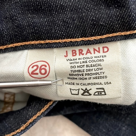 NWOT • J BRAND SLIM BOOTCUT JEANS - Picture 6 of 7